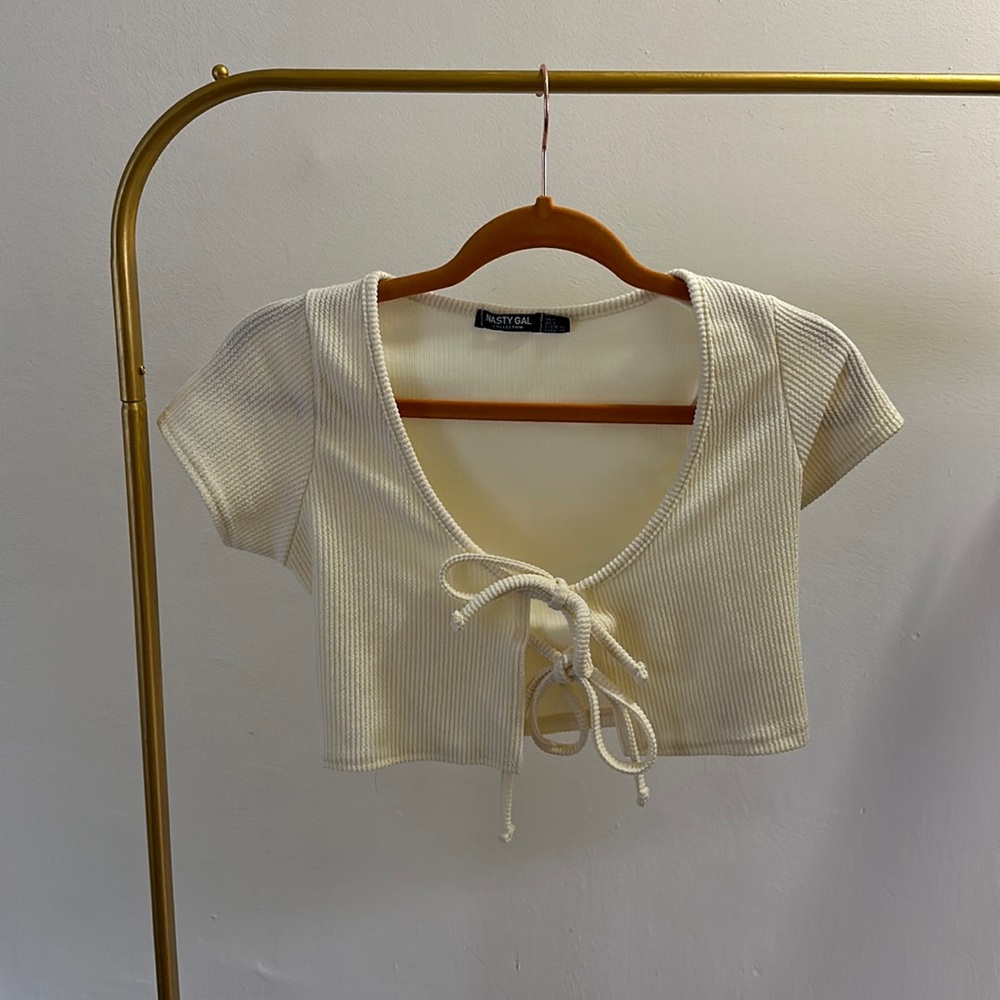 Cream Cropped Top.